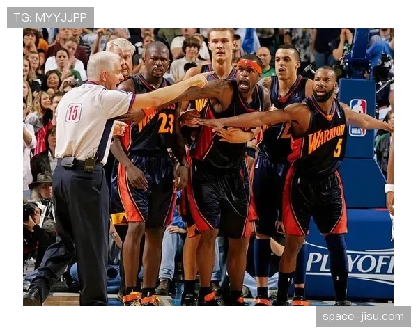 勇士紧急签下发展联盟盖帽王查尔斯·巴锡，应对内线伤病危机